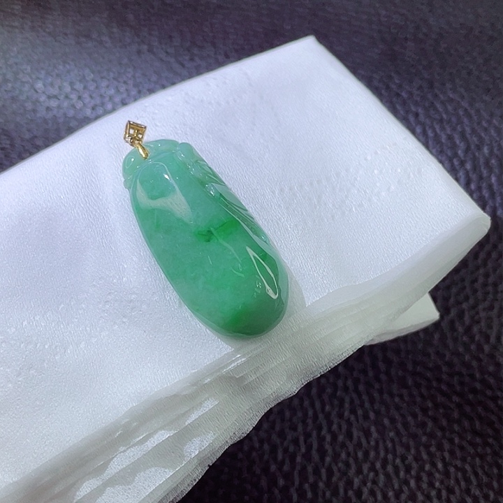 定制翡翠18K金镶嵌翡翠