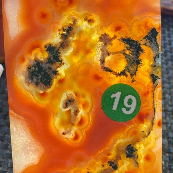 c***~玛瑙/玉髓未镶嵌颈饰