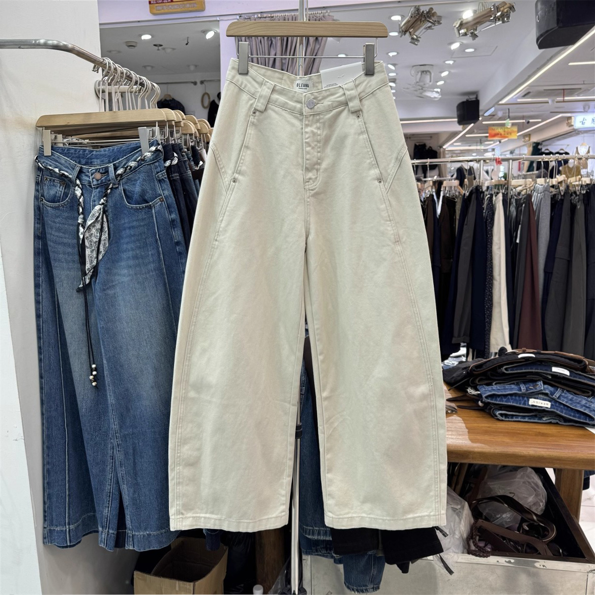 欧货高档秋季款韩版高腰时尚宽松显瘦百搭阔腿休闲弯刀裤牛仔长裤