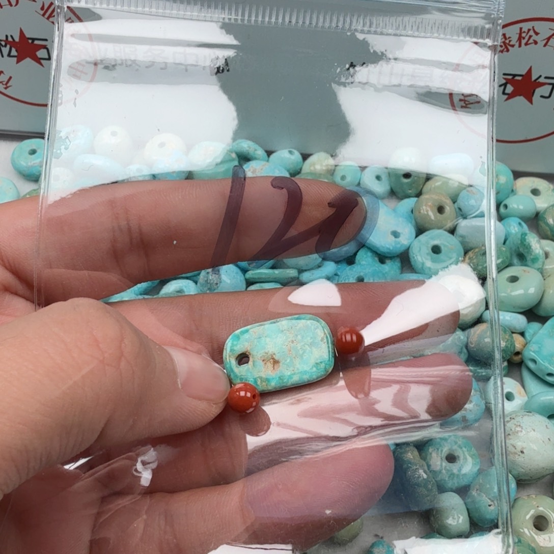 南红玛瑙未镶嵌珠宝奇石