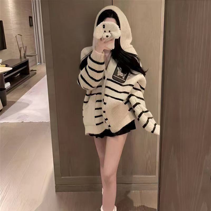 狗连帽刺绣慵懒风上衣百搭针织毛针织衫宽松开衫条纹