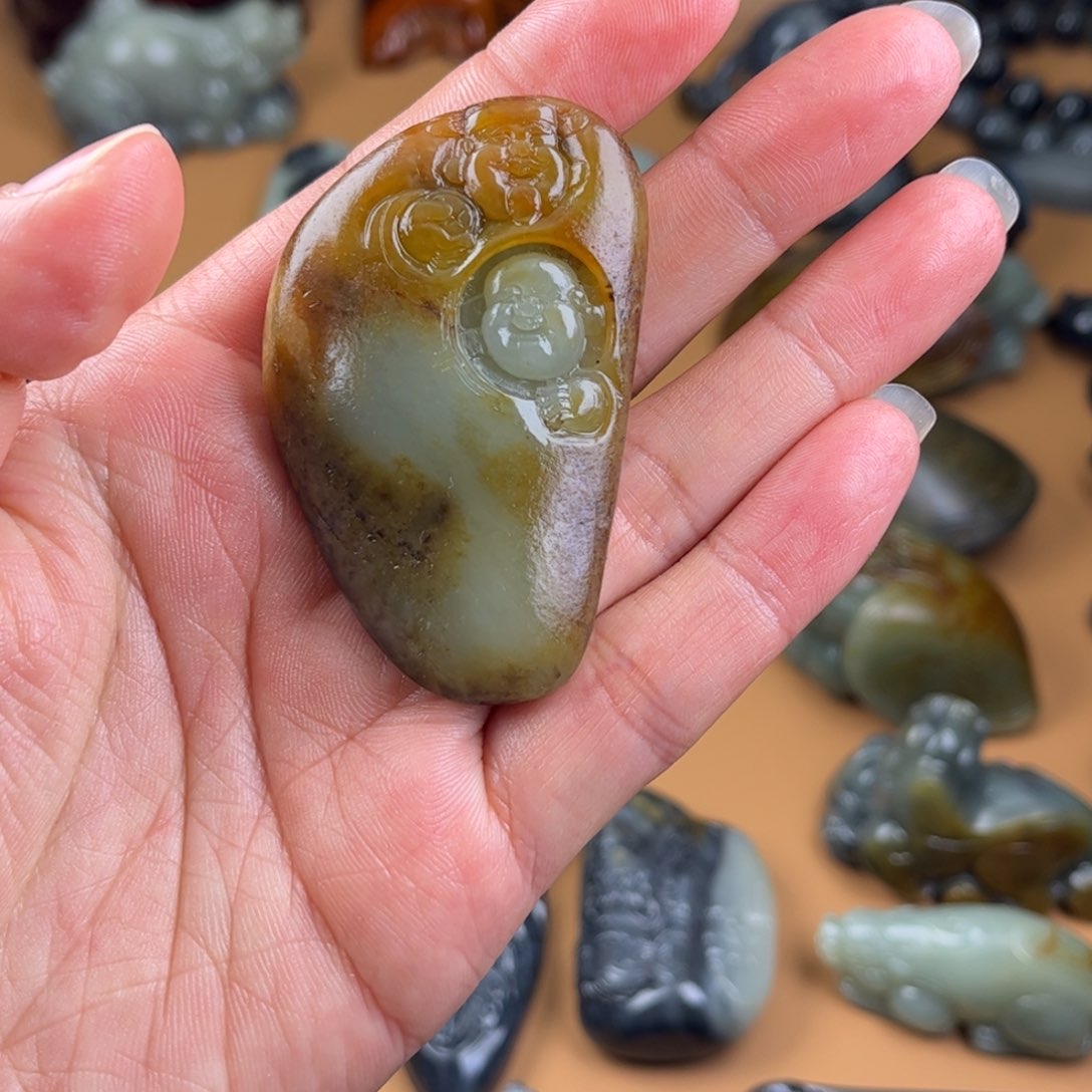 和田玉颈饰未镶嵌_