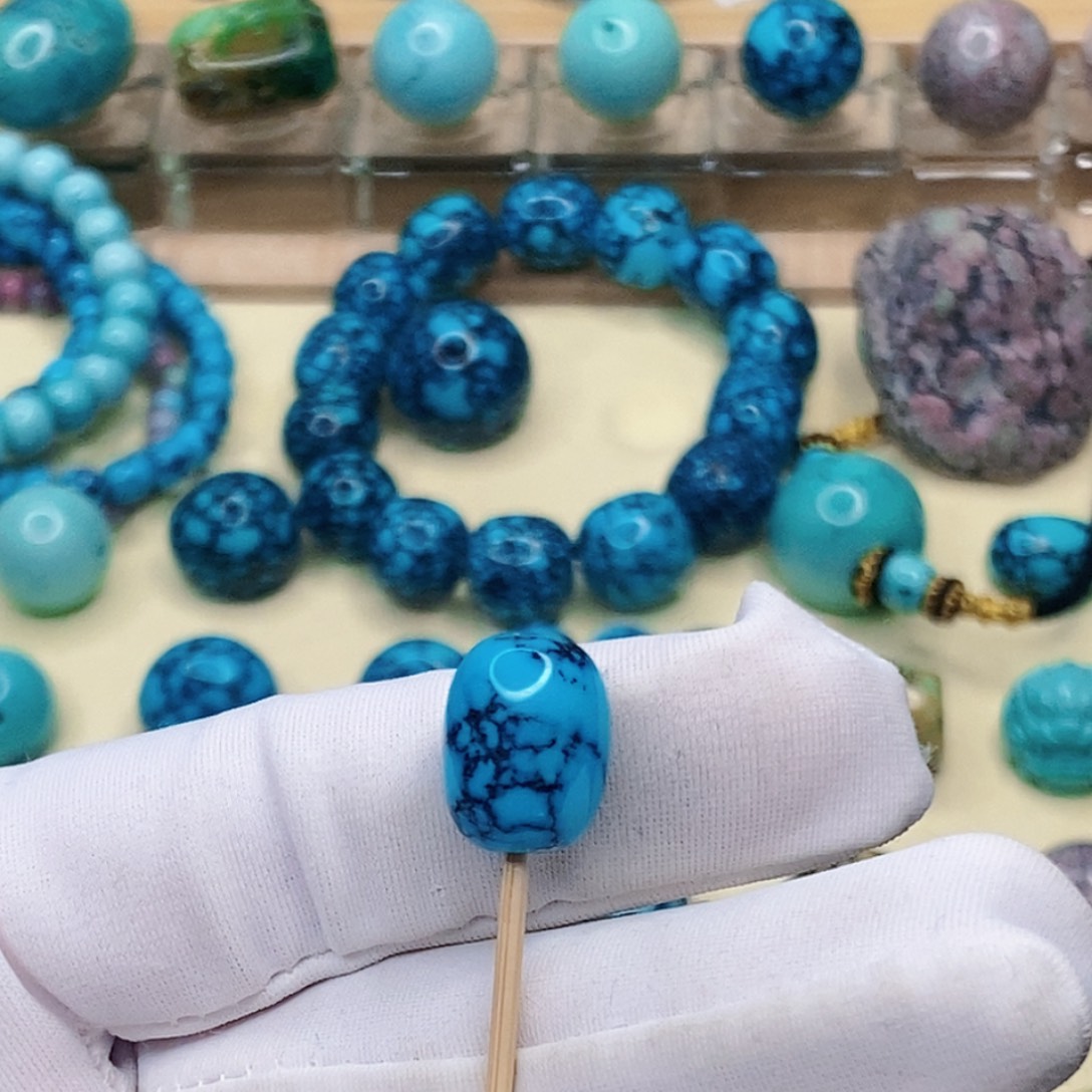 绿松石未镶嵌珠宝奇石