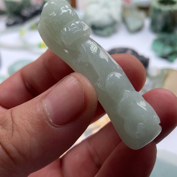 翡翠未镶嵌颈饰保真天然a货翡翠