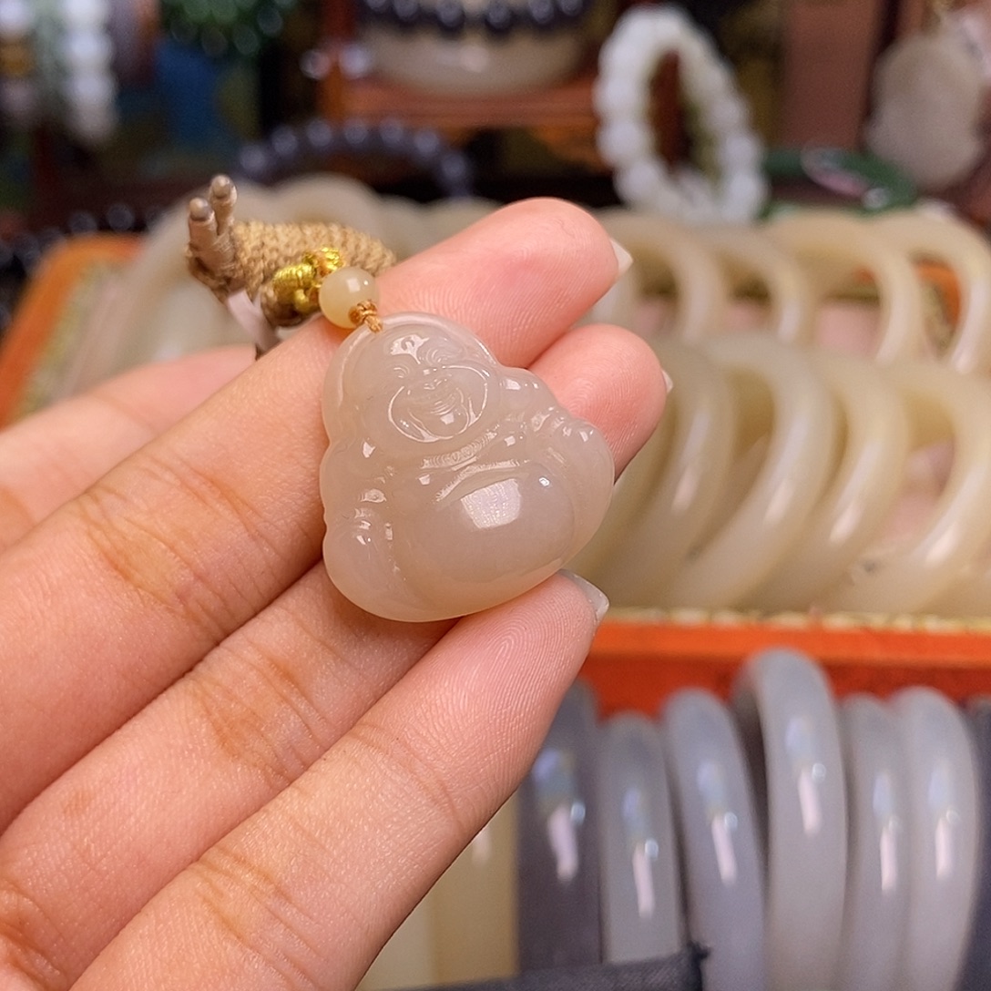 和田玉未镶嵌颈饰熟藕粉老矿佛公