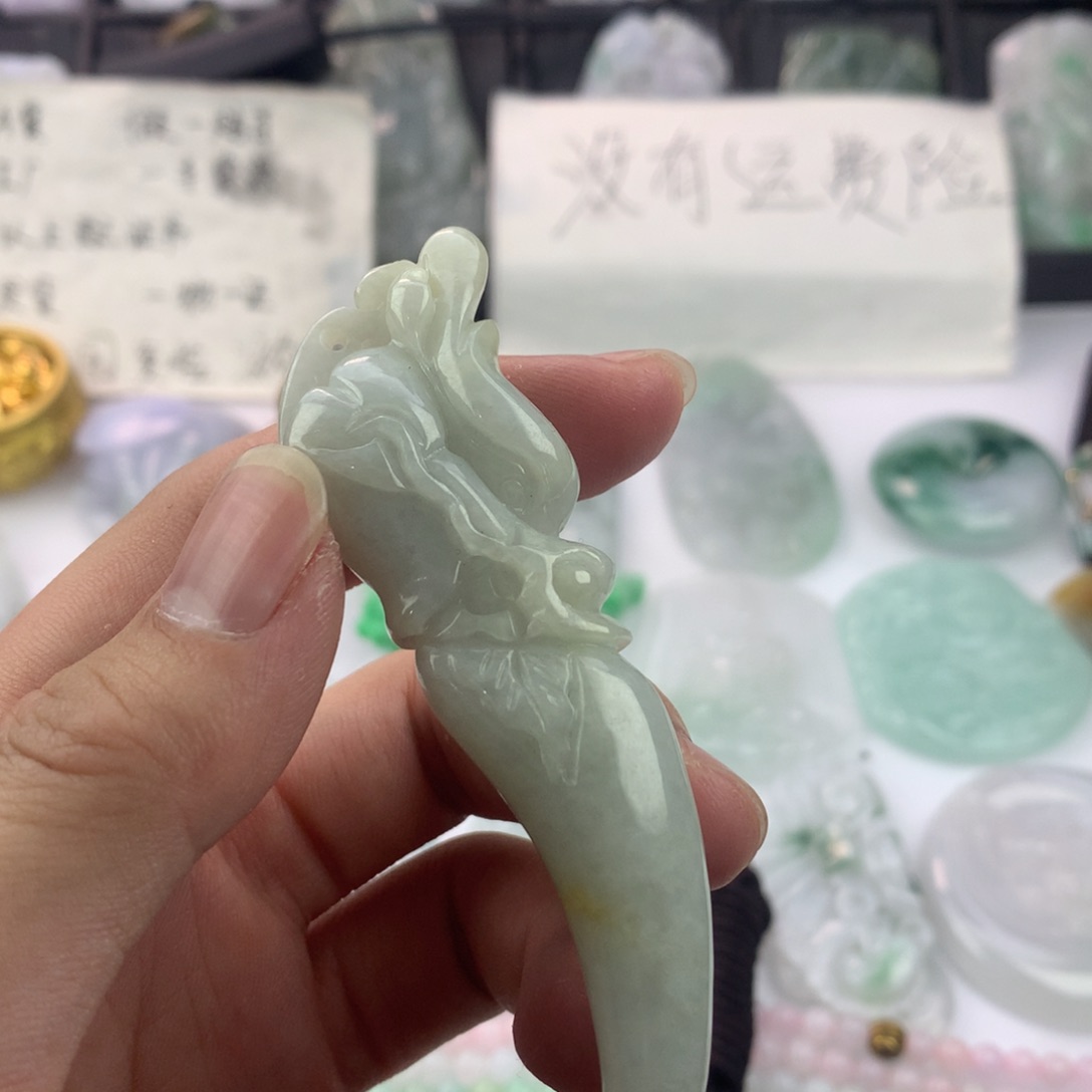 翡翠颈饰未镶嵌－