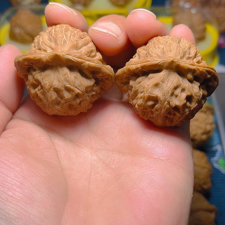 文玩核桃吊坠宫灯