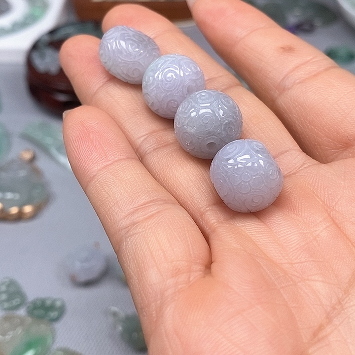 翡翠颈饰未镶嵌一个60