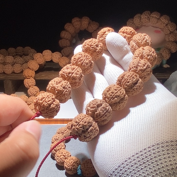 金刚菩提吊坠私人订制飞碟梅花23mm