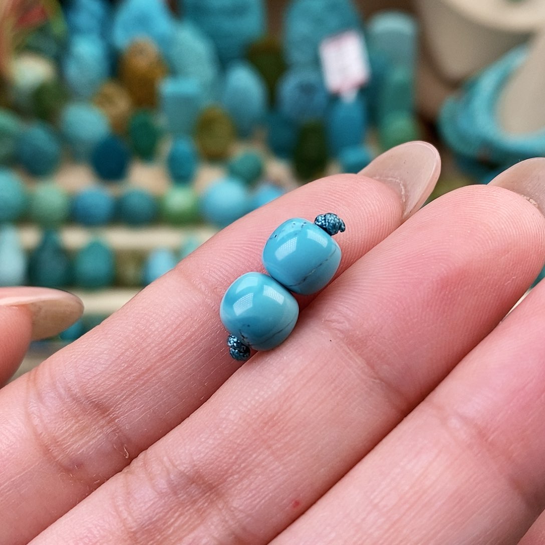 未镶嵌绿松石珠宝奇石