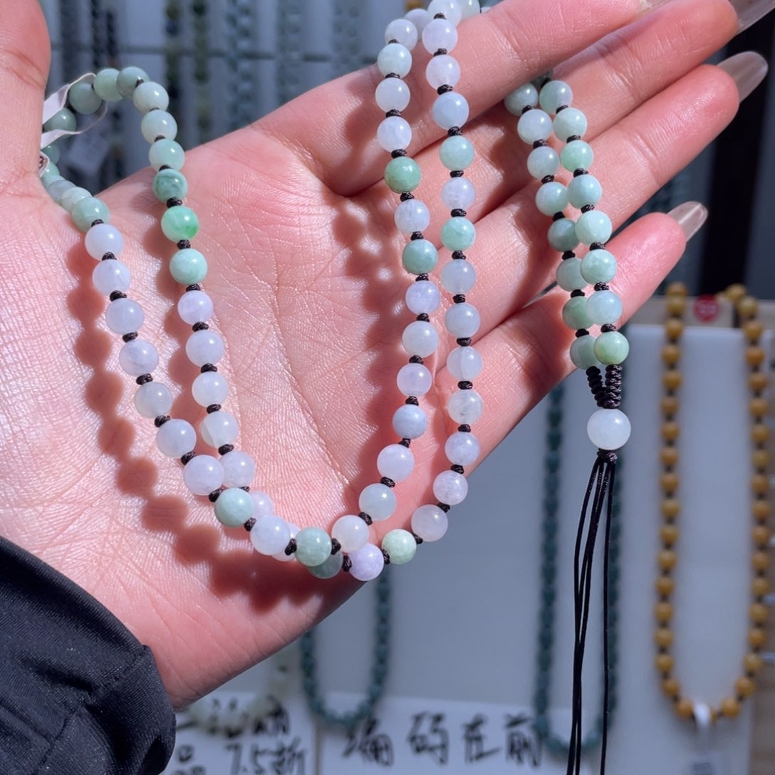 颈饰未镶嵌翡翠天然翡翠吊坠