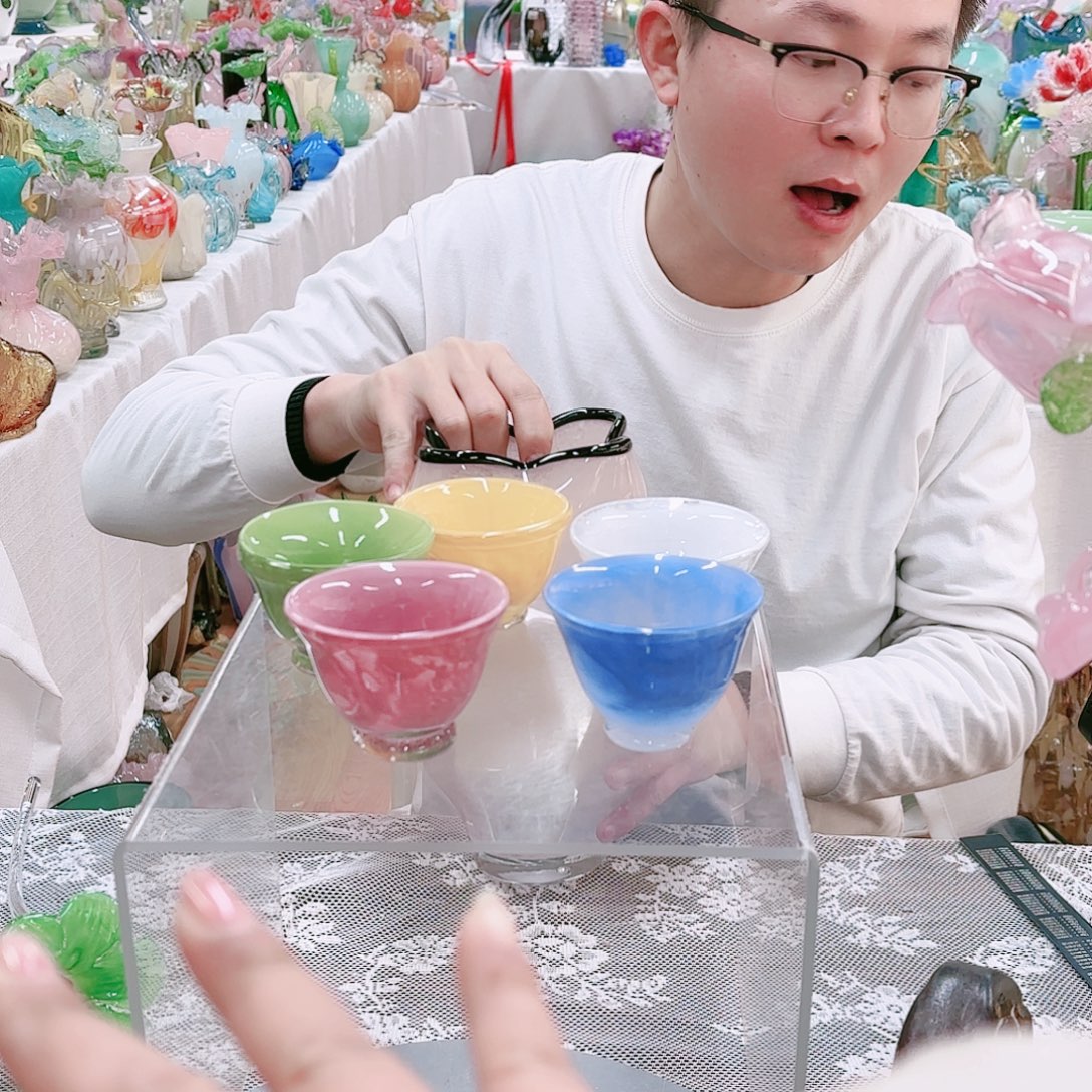 福利不退不换琉璃花瓶艺术品