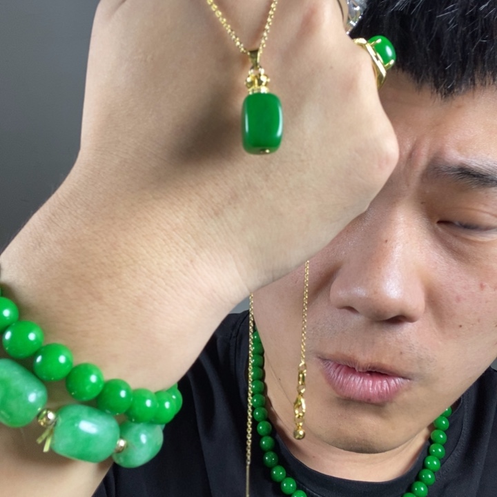 吊坠(赠链)未镶嵌翡翠高端时尚方糖吊坠