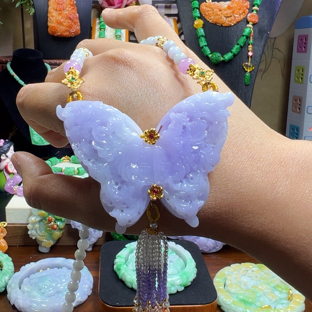 翡翠未镶嵌毛衣链冰紫蝴蝶