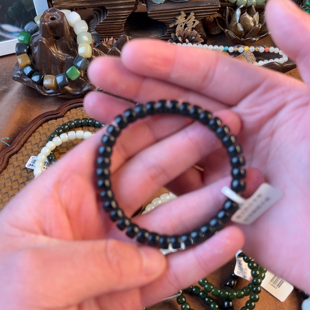 和田玉未镶嵌手链