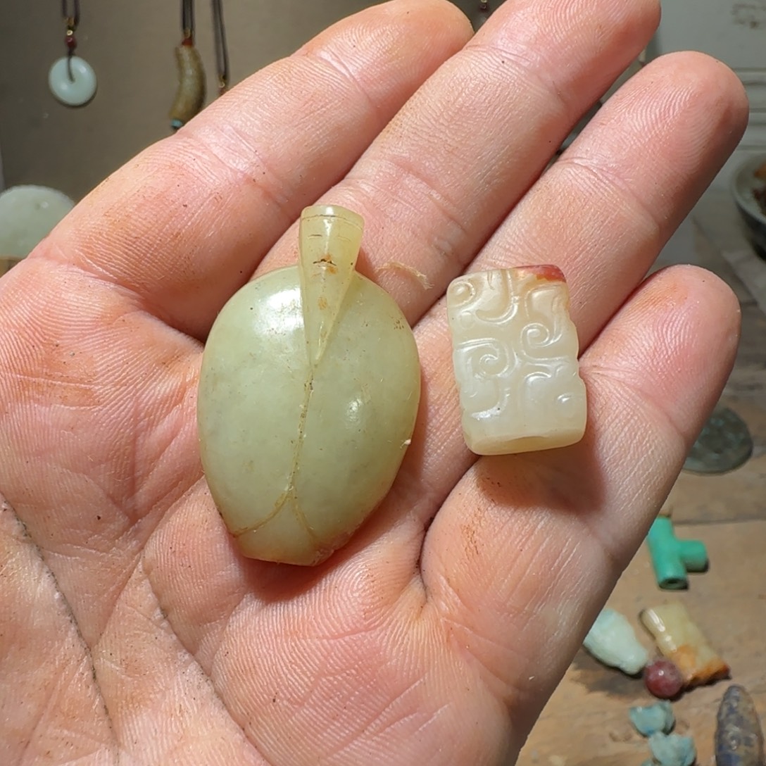 煜***清和田玉未镶嵌颈饰