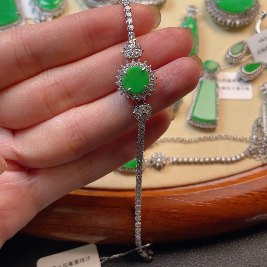 翡翠吊坠(不含链)银S925镶嵌手链