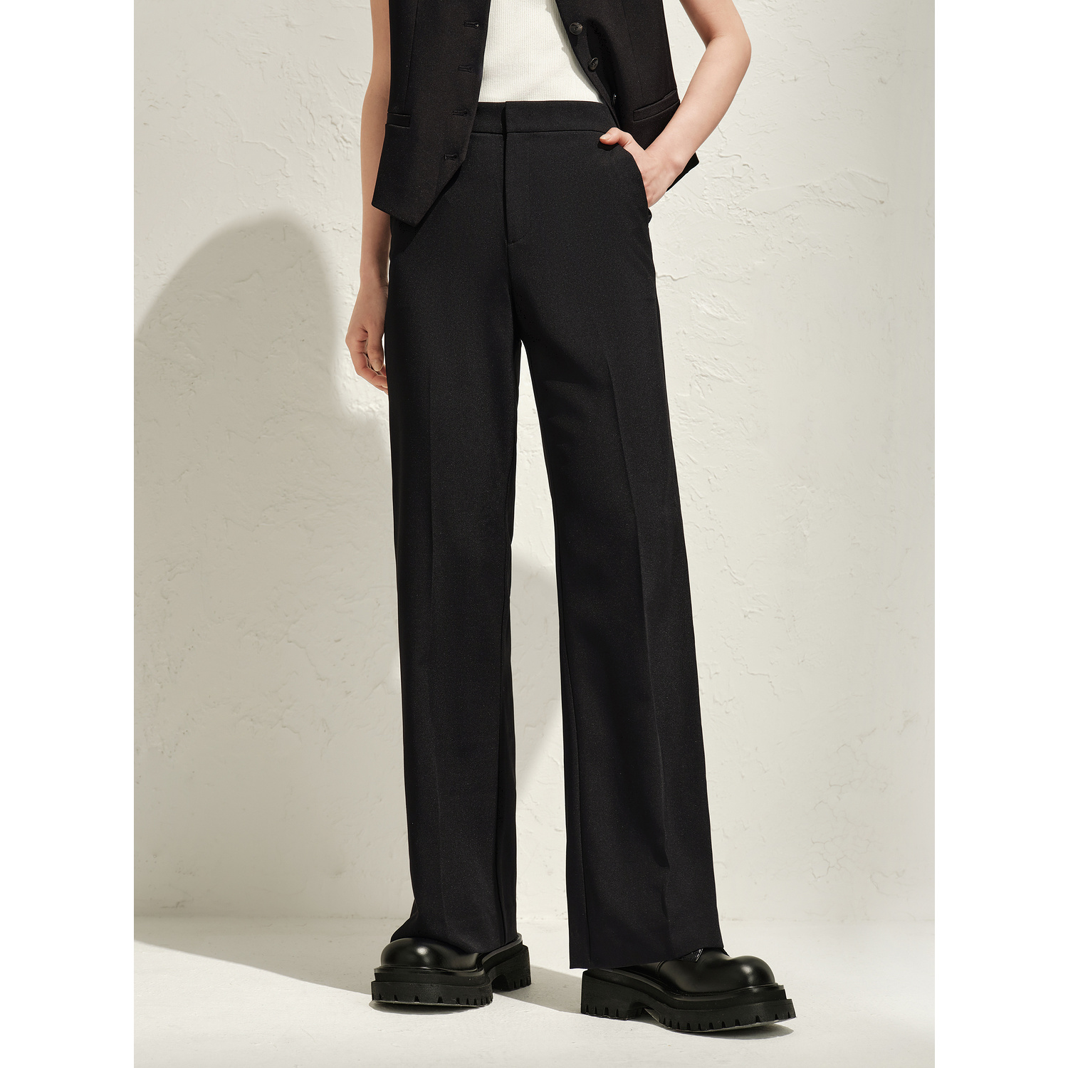 【丽公主专属】玖姿安娜蔻KWFC11013极简通勤修身显瘦TR微喇裤休闲