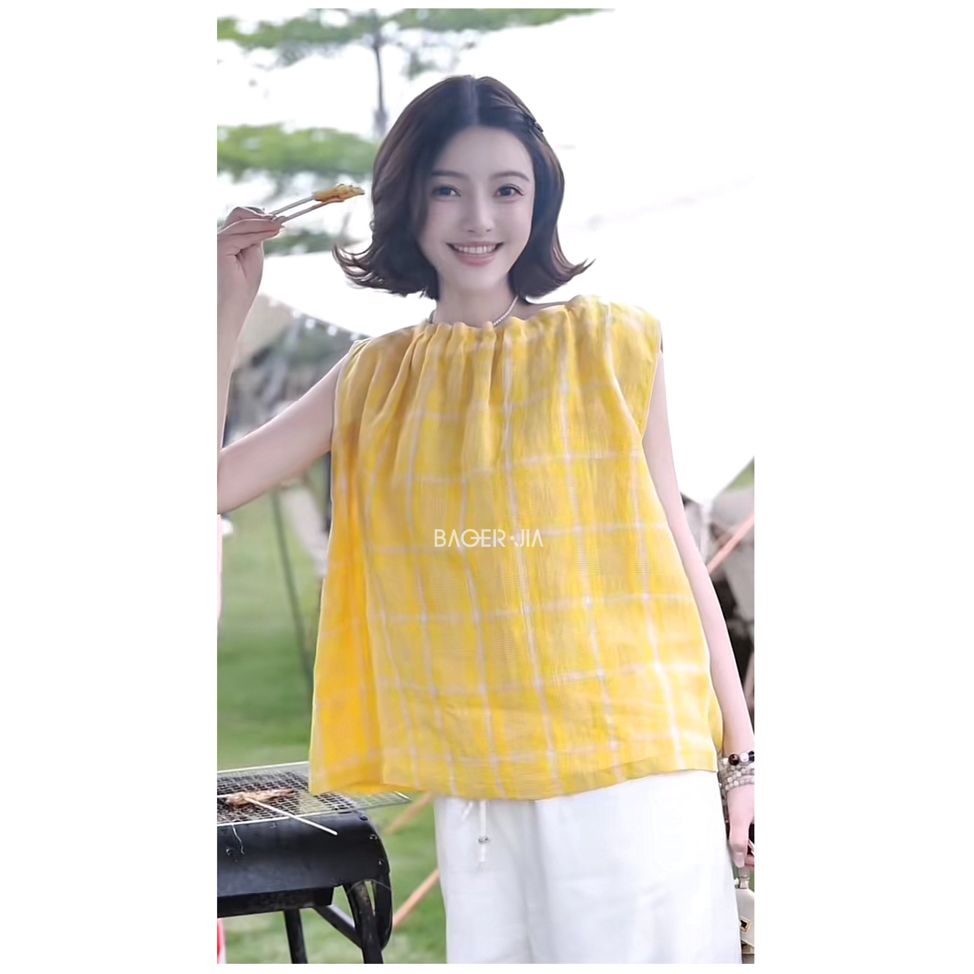 5-【阳光正好】宝儿家含幂BG34225204XQ设计感抽绳显白格子背心