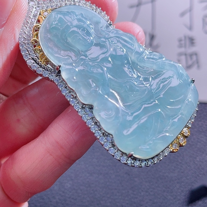 翡翠颈饰未镶嵌99999999