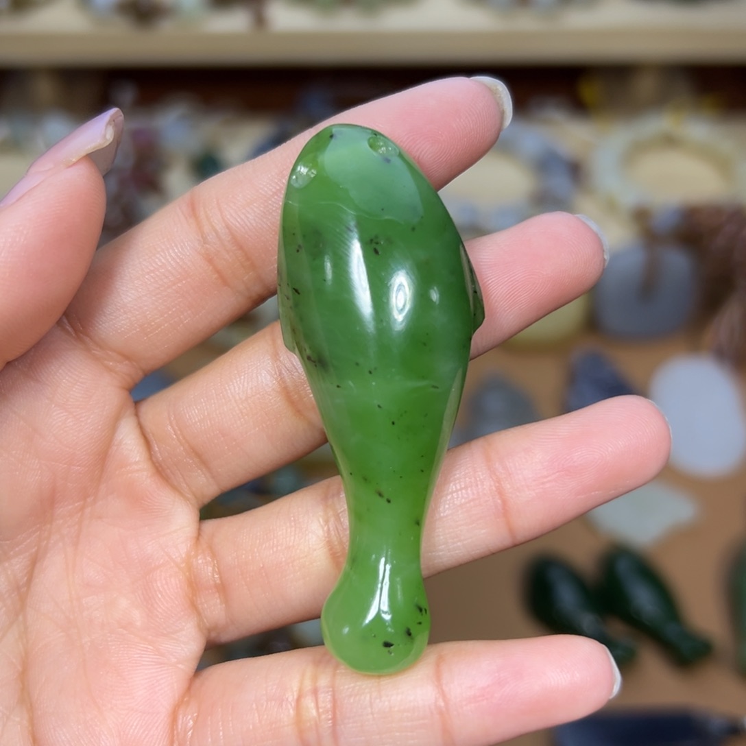 颈饰未镶嵌和田玉嘟*