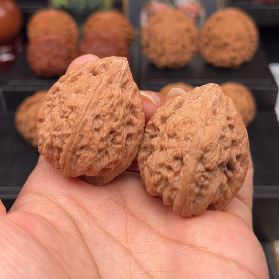 【闪购商品】吊坠文玩核桃原树石姬