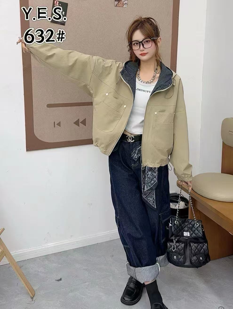 2025秋季新款女外套小众洋气夹克连帽冲锋衣风衣百搭显瘦宽松潮流
