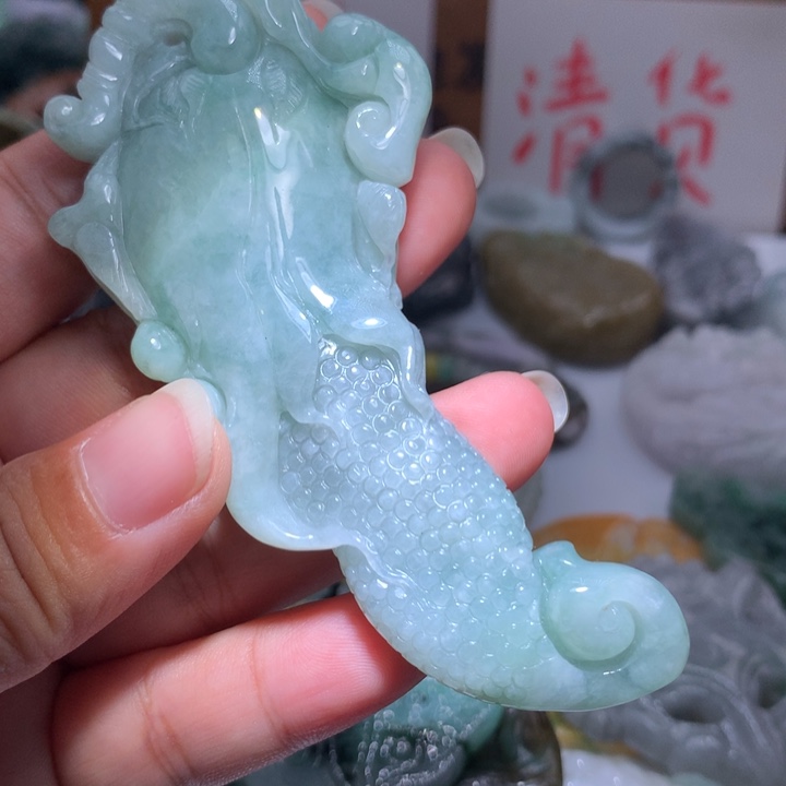 翡翠未镶嵌颈饰保真天然A货翡翠