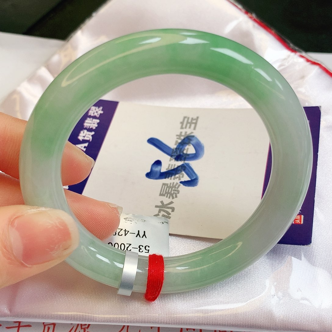 翡翠手镯未镶嵌缅甸天然a货翡翠