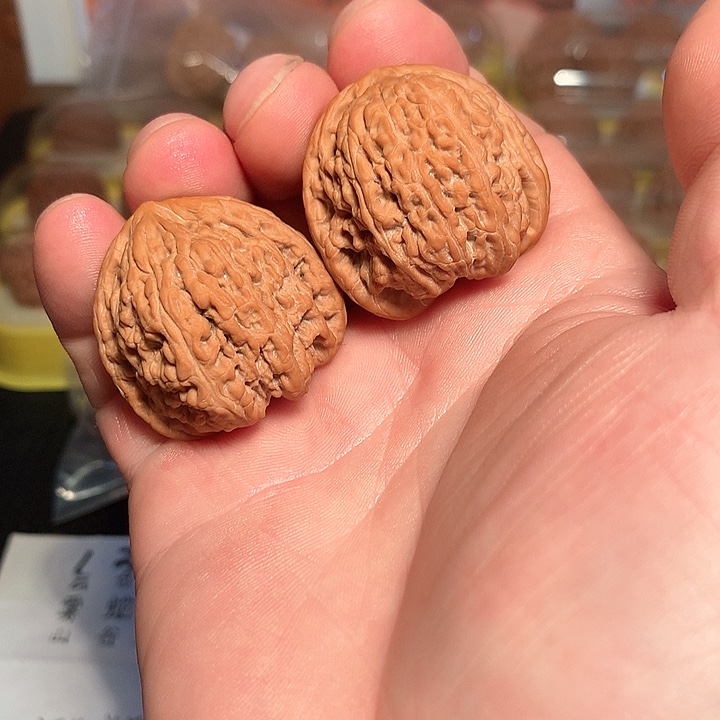 文玩核桃吊坠36红玛瑙