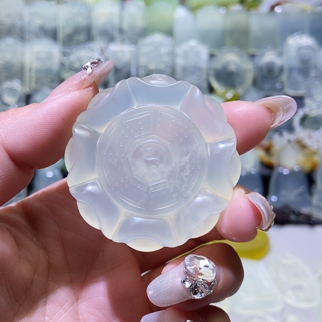 岫玉吊坠未镶嵌吊坠