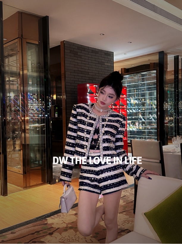 25SS//DW 高定蓝白条同款海军风短裤