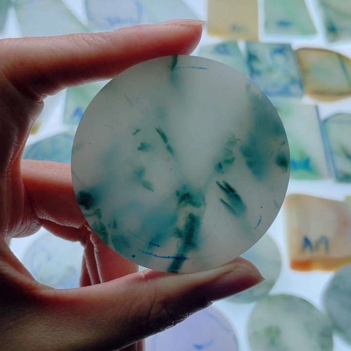 定制翡翠未镶嵌c****?翡翠仿古无事牌开