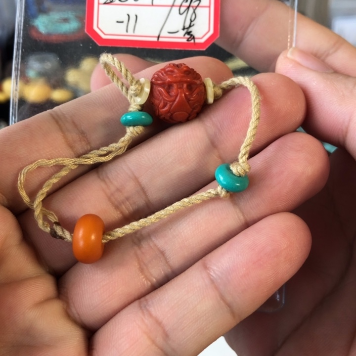 蜜蜡珠宝奇石未镶嵌