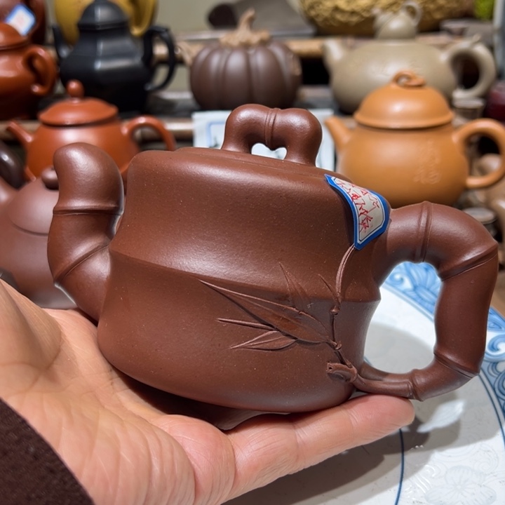 卢***顺紫砂茶壶宜兴紫砂