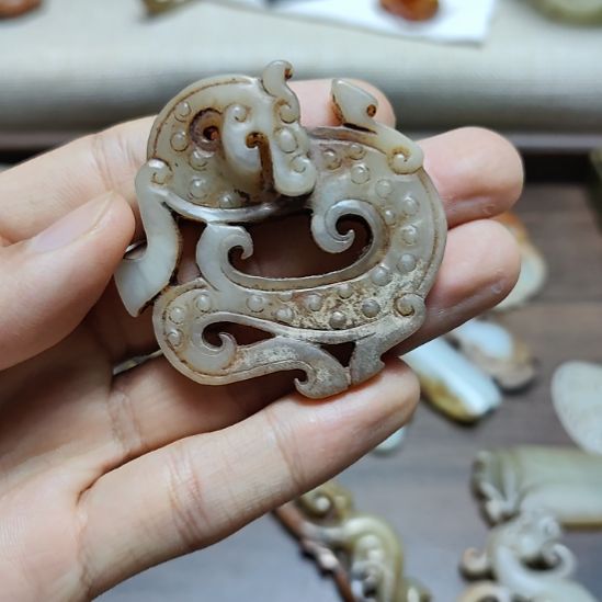 和田玉未镶嵌挂件