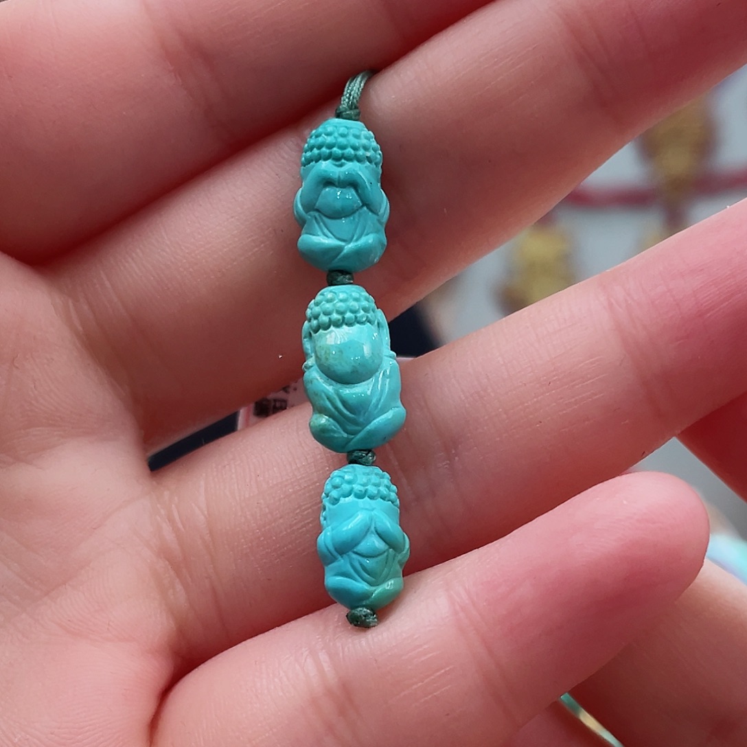 绿松石颈饰未镶嵌