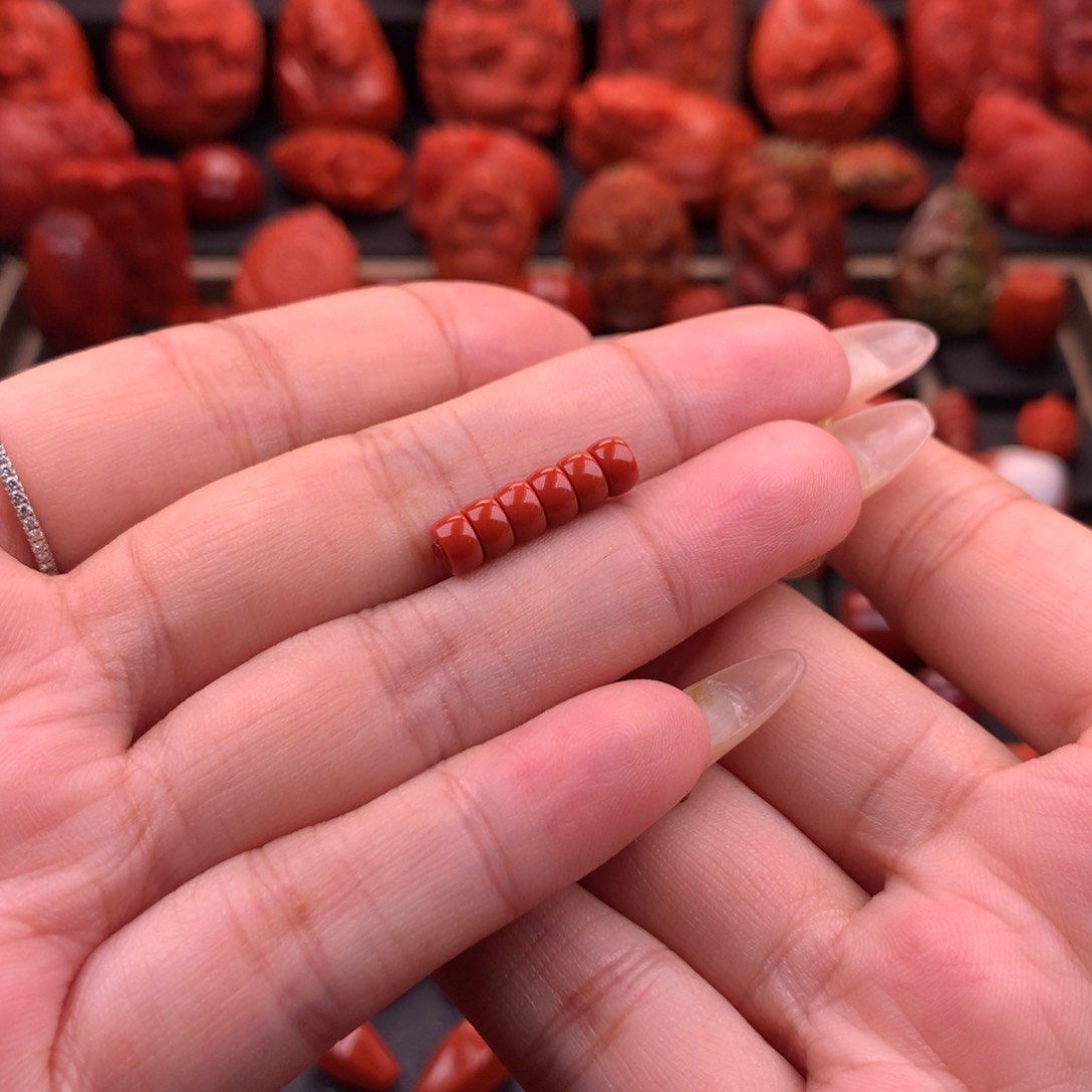 南红玛瑙南红川料原矿精工直切隔片5.2mm未镶嵌