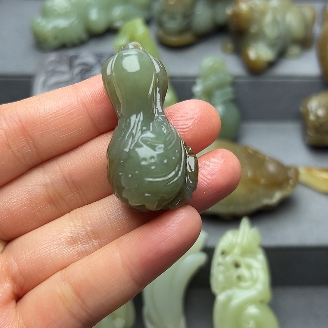 和田玉未镶嵌挂件