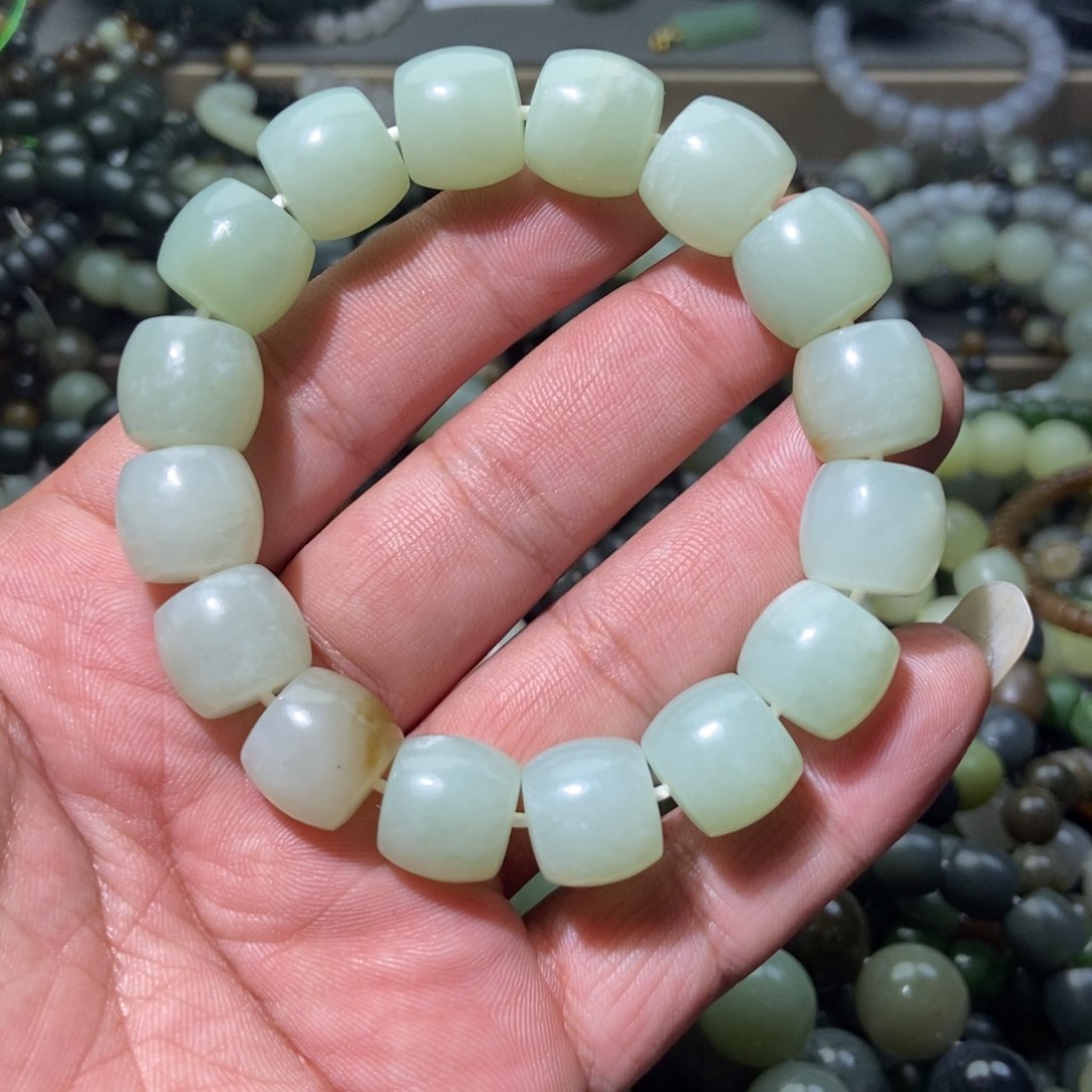 和田玉手链未镶嵌