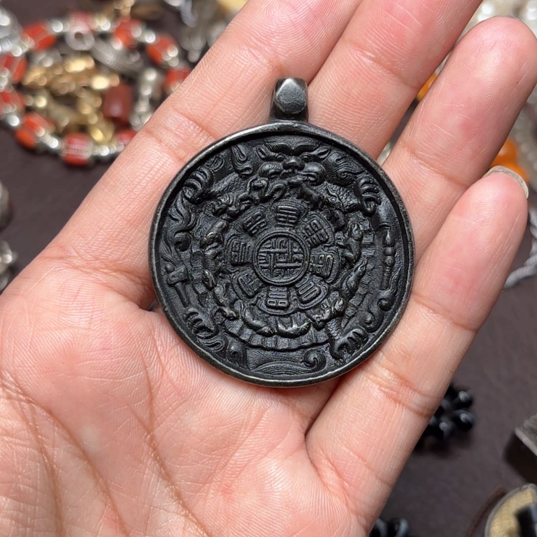 母**骑铜星月菩提吊坠项链