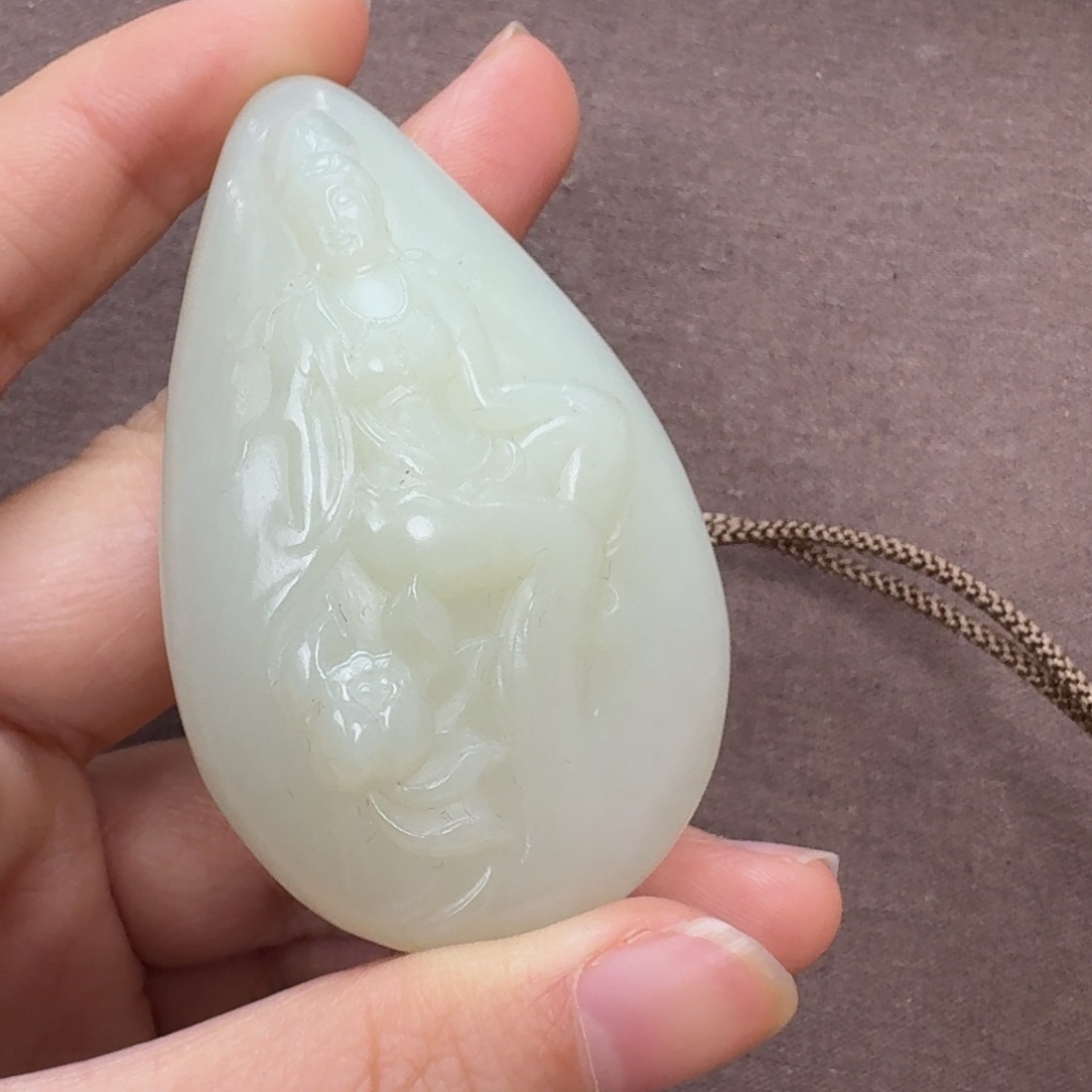 未镶嵌和田玉挂件