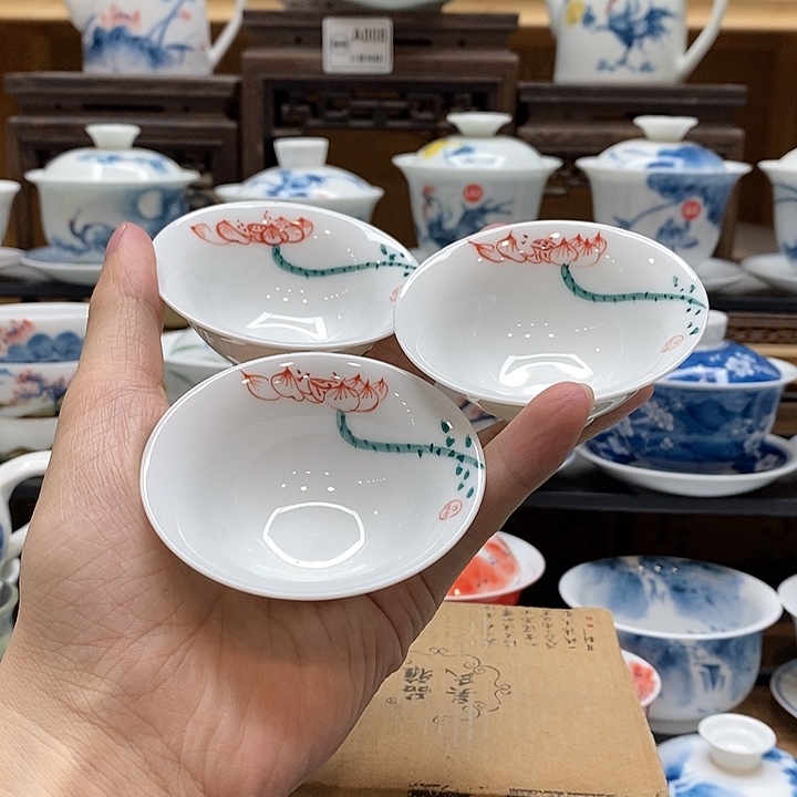 手绘3个装荷花斗笠杯55cc釉下彩微瑕福利款