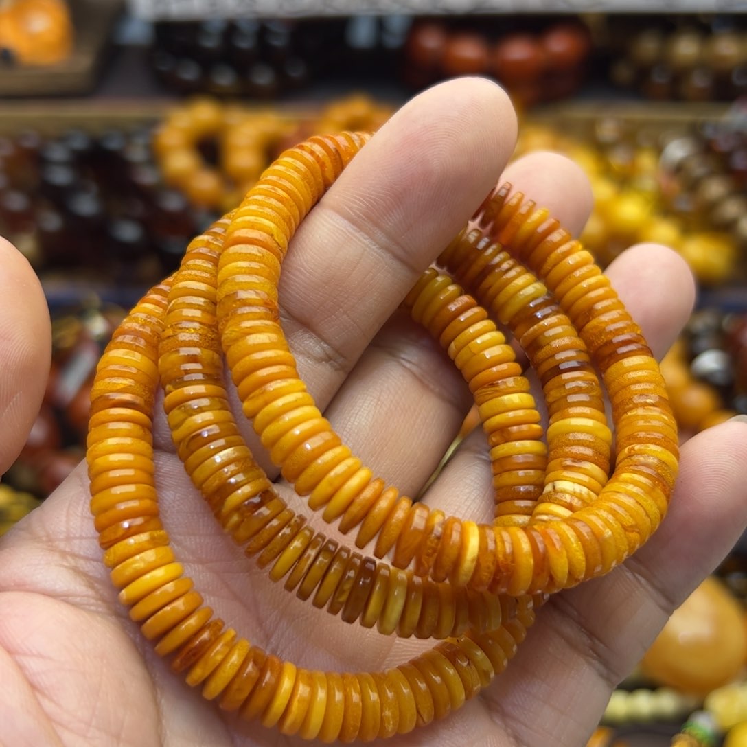 琥珀珠宝奇石未镶嵌多样性发其一