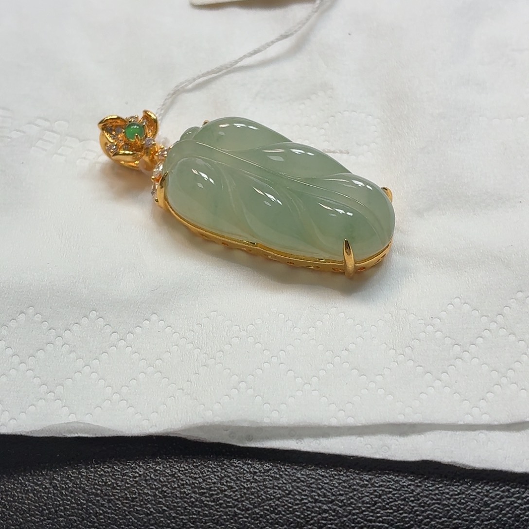 翡翠18K金镶嵌颈饰翡翠天然a货