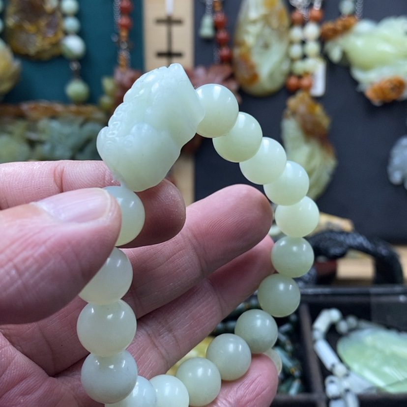 【闪购商品】蛇纹石玉手链未镶嵌