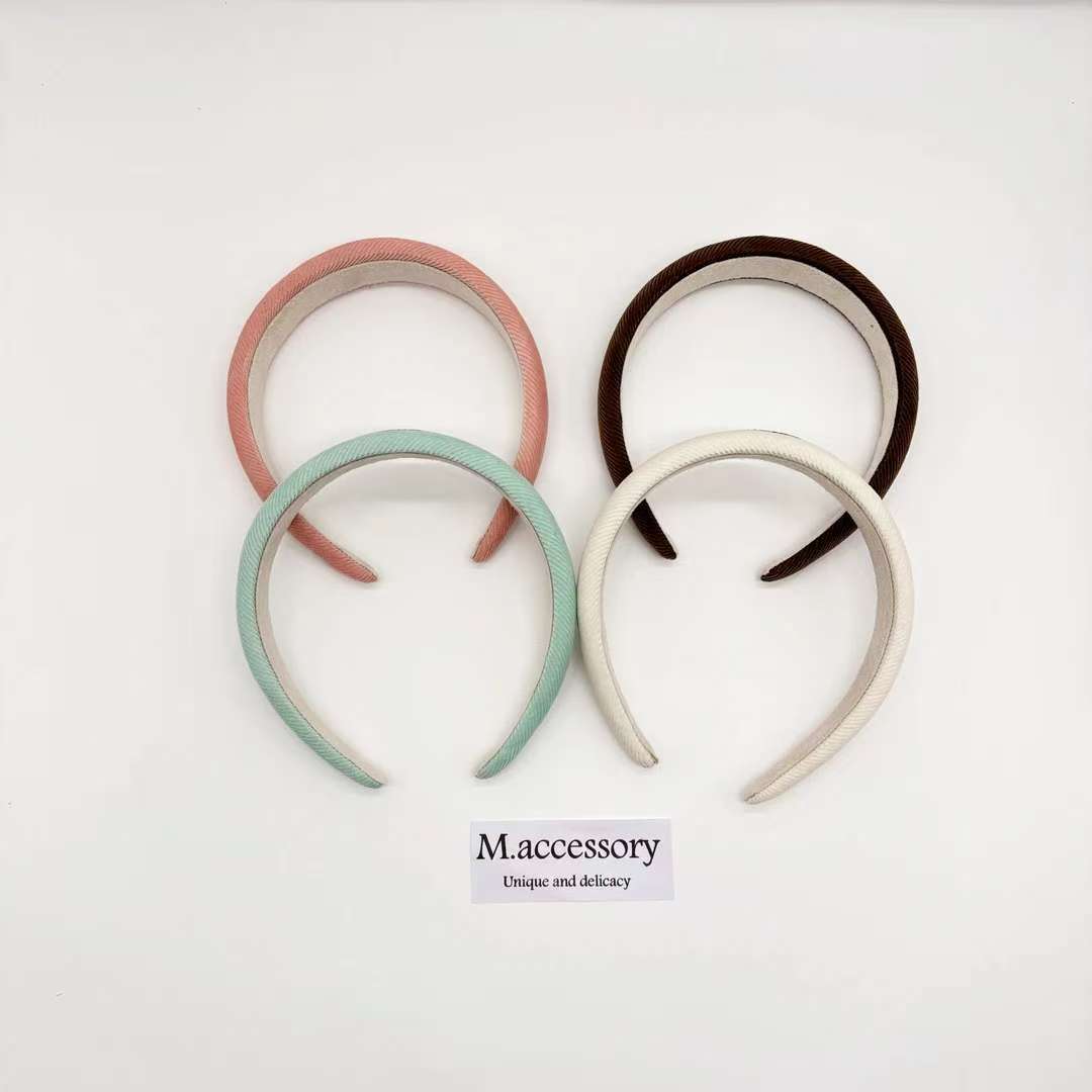 Mi33 布艺字母发箍 F20060F4