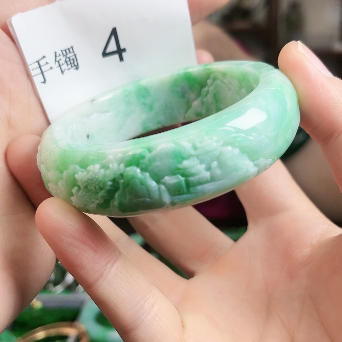 翡翠手镯未镶嵌手镯60.8