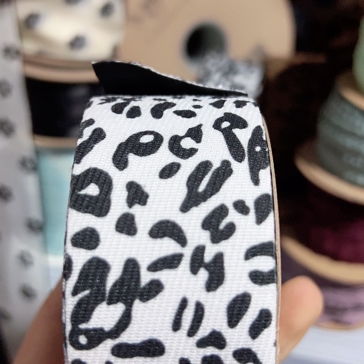 4的白色豹纹10码材料