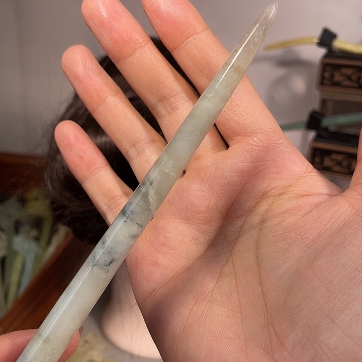 蛇纹石玉未镶嵌发饰